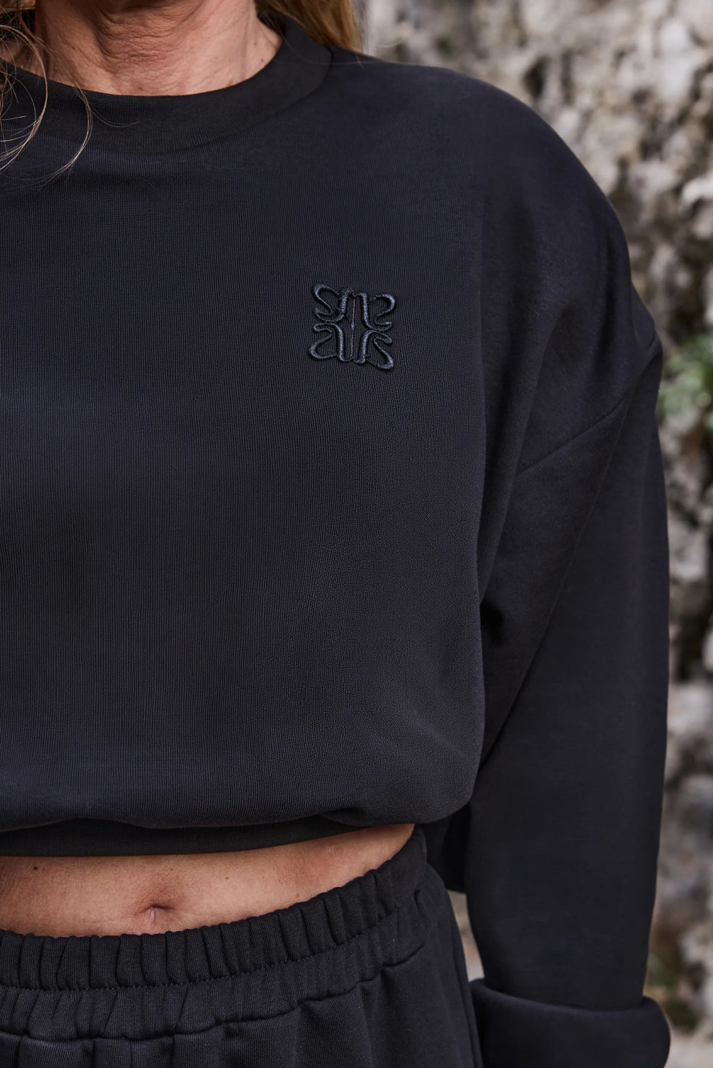 Cindy Hoodie — Deep Black